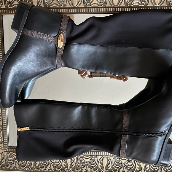 Michael Kors Leather tall boots - Picture 1 of 8